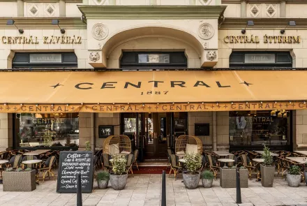 Central Grand Cafe